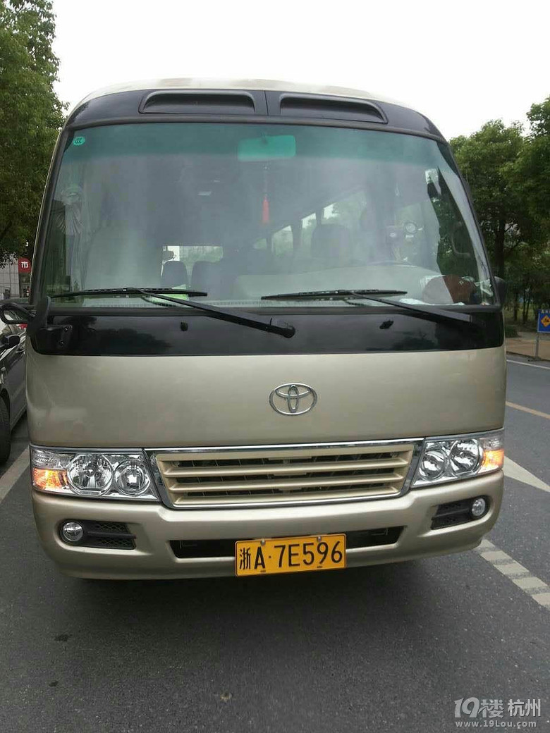 杭州余杭临平下沙租车,长途包车价格,到上海吴淞口码头租赁电话